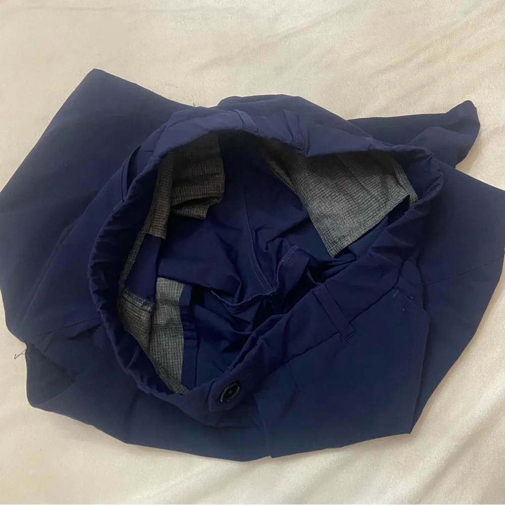 Greyson men's montauk short in maltese blue Size 32 1127